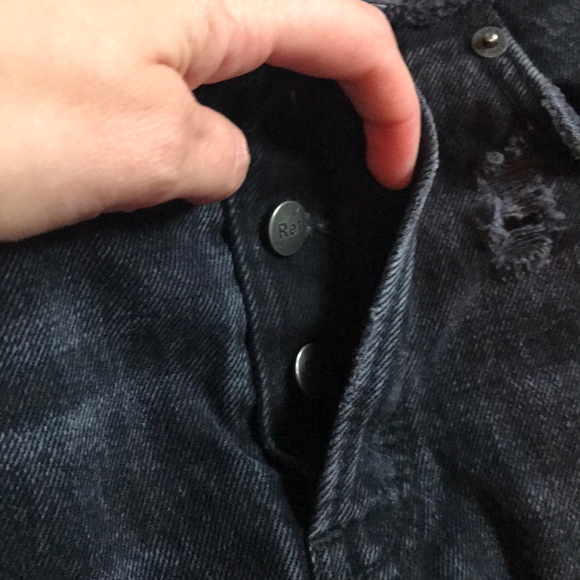 Reformation Retooled Black Denim Skirt sz 26 - Picture 6 of 6